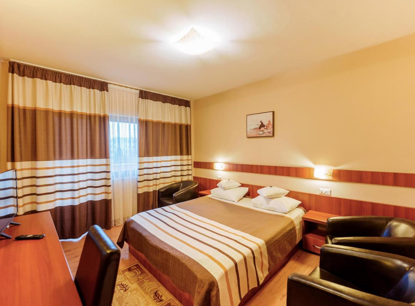 Hotel Crisana Arad Exterior foto