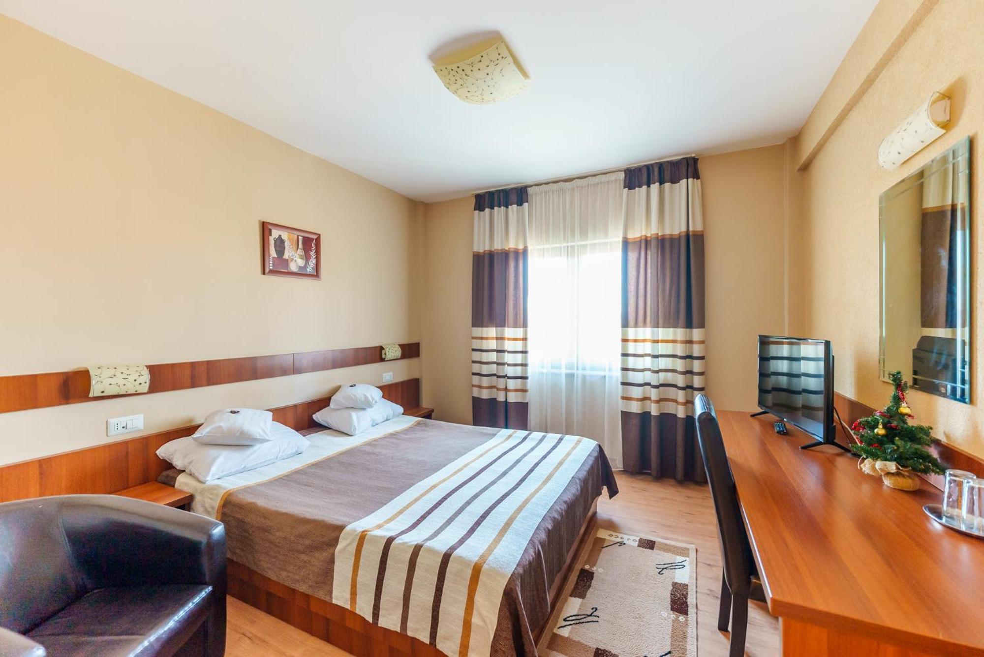 Hotel Crisana Arad Exterior foto
