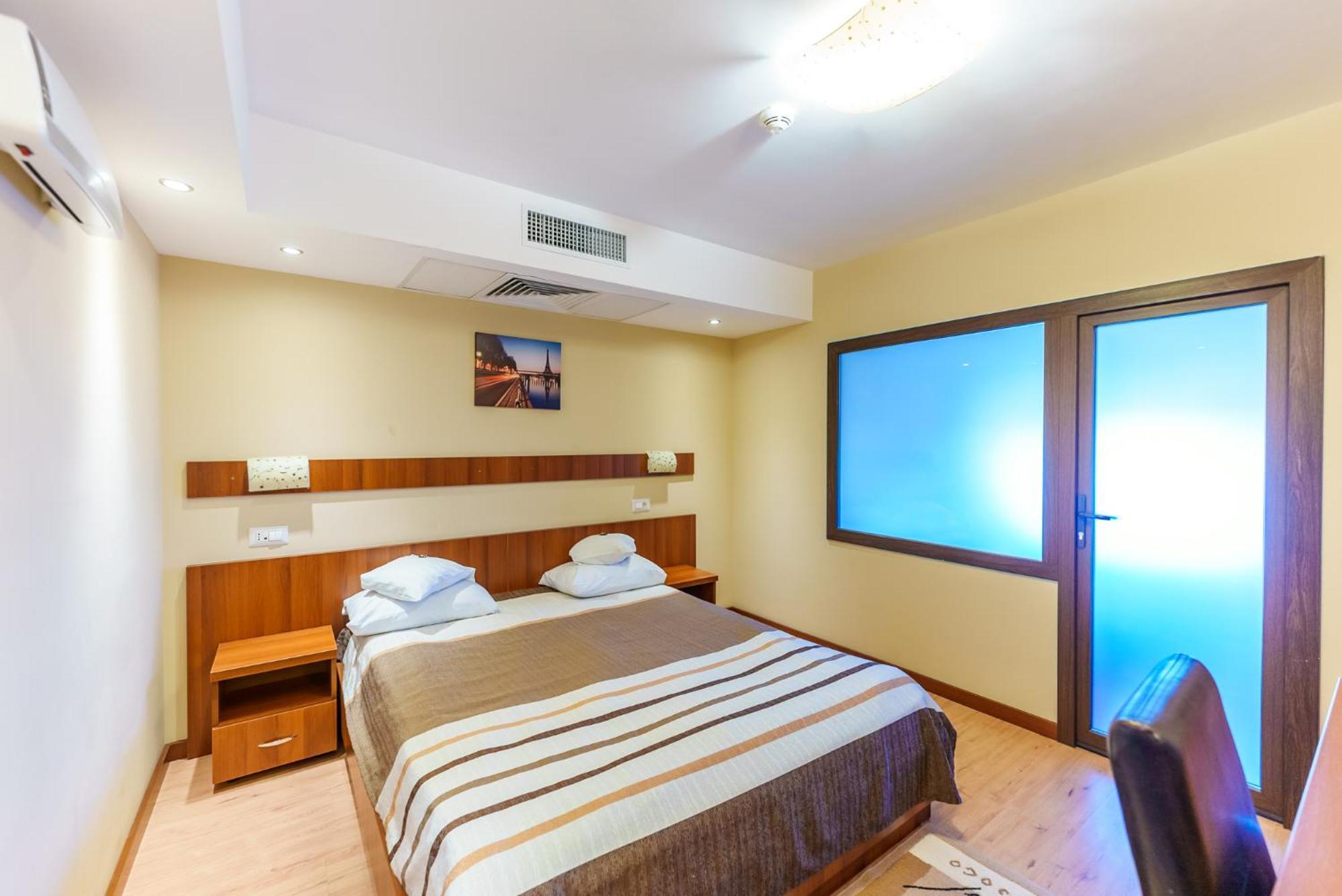 Hotel Crisana Arad Exterior foto